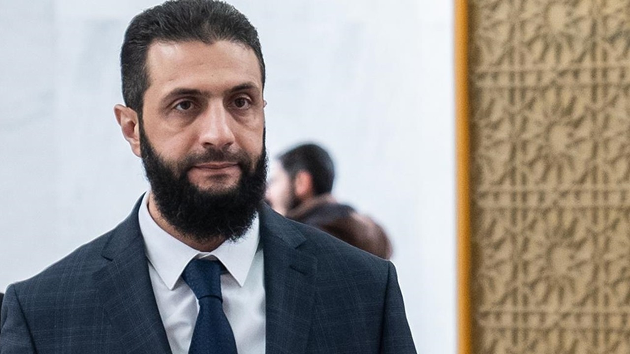 Сирийският президент Шара приема друзкия лидер Джумблат