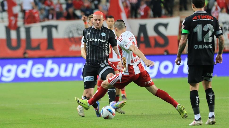 Antalyaspor победи Konyaspor в критичен мач