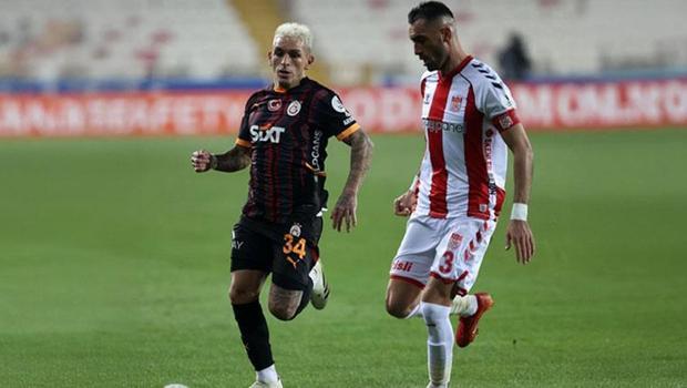 Обявен е съдията VAR за мача Galatasaray-Sivasspor