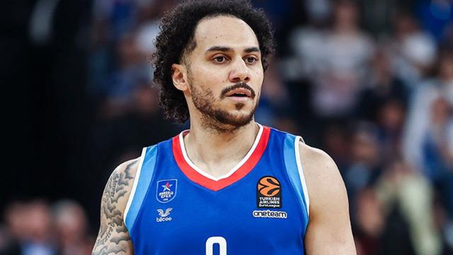 Anadolu Efes позволи на Panathinaikos да се изплъзне!
