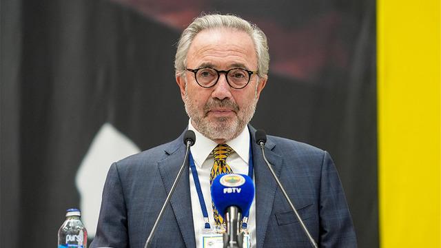 Критичен ход на вицепрезидента на Фенербахче Хамди Акин! Той качи Исмаил Картал на яхтата си и се срещна с него за 2 часа в имението си… Горещо развитие в търсенето на технически директор в жълто-синьото