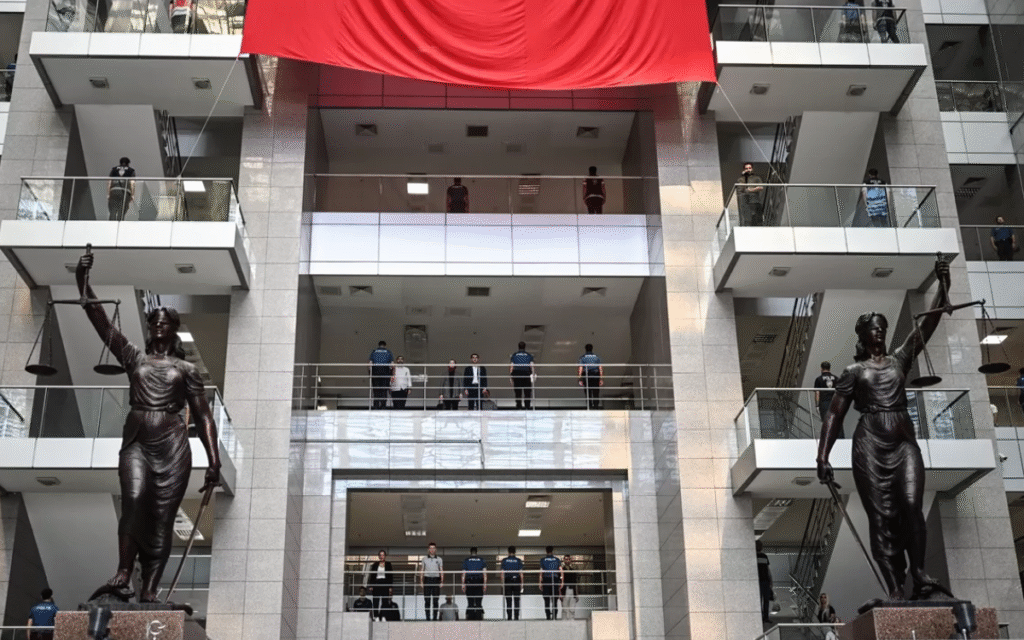 Индекс на върховенството на закона: Турция падна с 38 места за 10 години