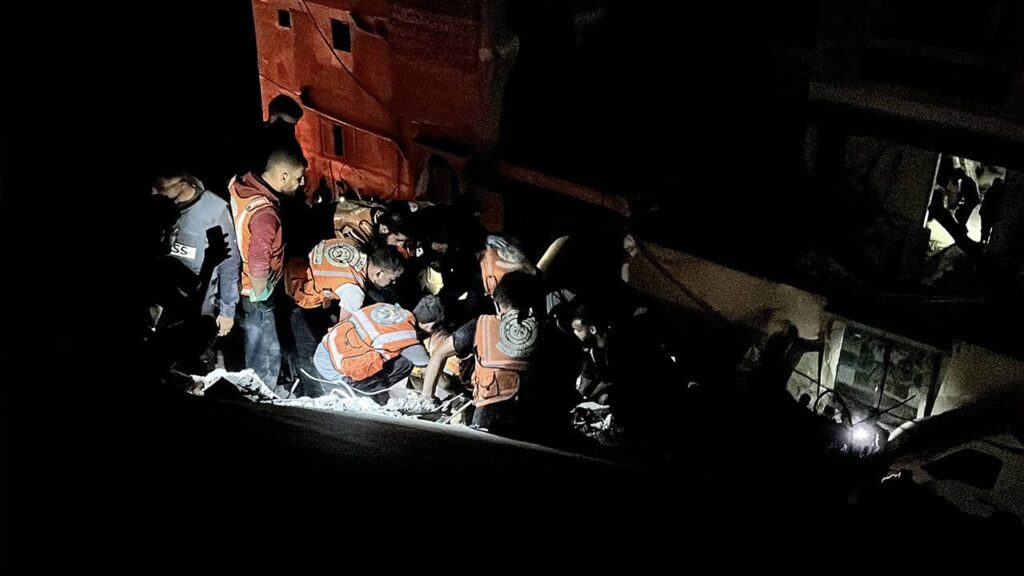 Броят на загиналите при израелските атаки в Газа нараства до 18 души