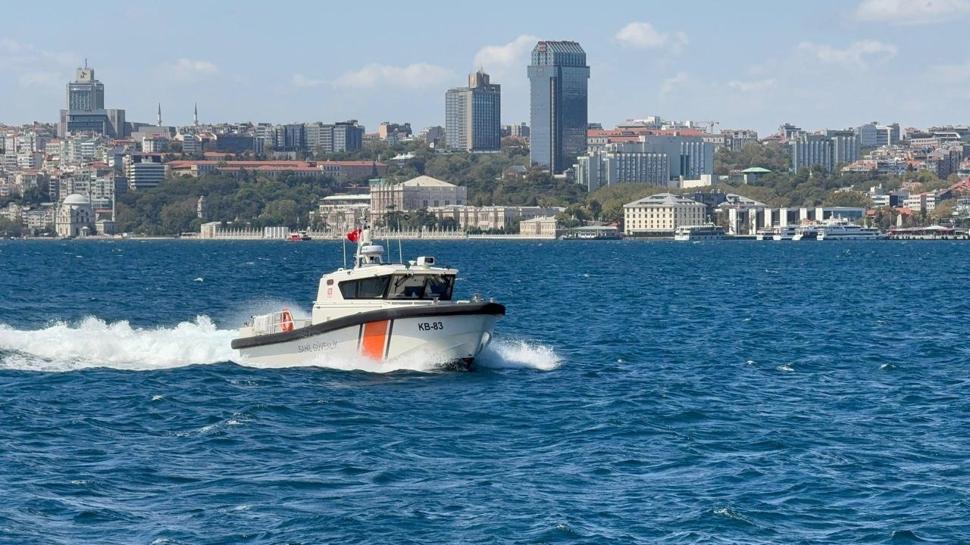 Руският плувец се изгубва в Босфора: 500 хил. лири награда за откривателя