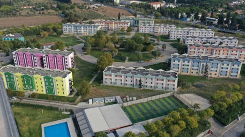 Освобождаването от такса за общежитие е приключило