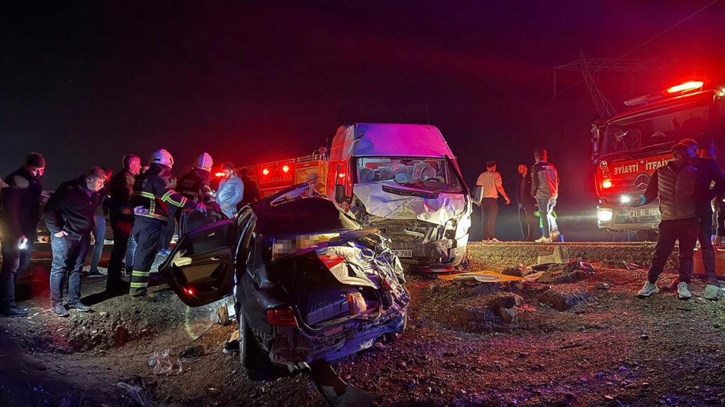 Ужасна катастрофа в Диарбекир: 3 загинали, 7 ранени