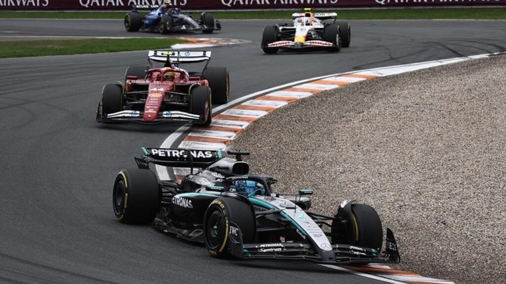 Formula 1 Katar Grand Prix’sinde sprint yarışını Piastri kazandı