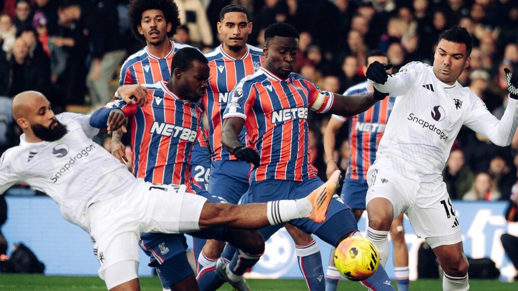 Manchester United, Crystal Palace’ın serisini bitirdi