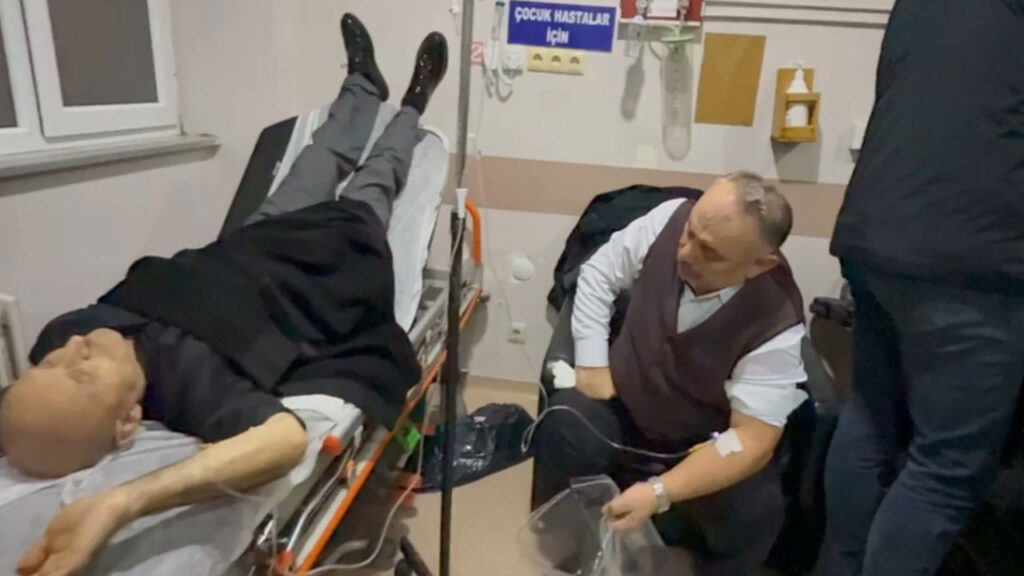 Около 100 души са се натровили от сватбена храна в Трабзон