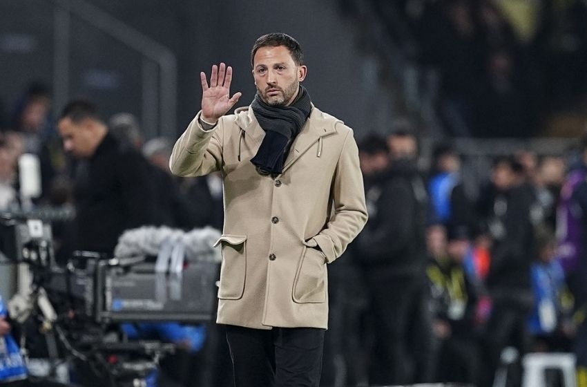 Връща се, връща се, връща се импулсът.