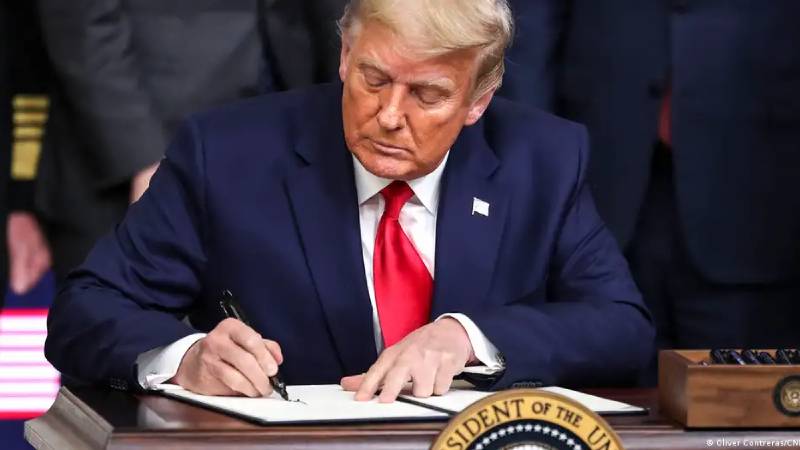 Trump’tan çocukluk aşısı yönetmeliğine müdahale