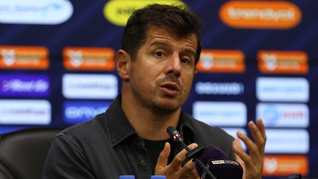 Примерът на Emre Belöozğlu за Selçuk İnan: „Бих искал всички да проявяват това търпение!