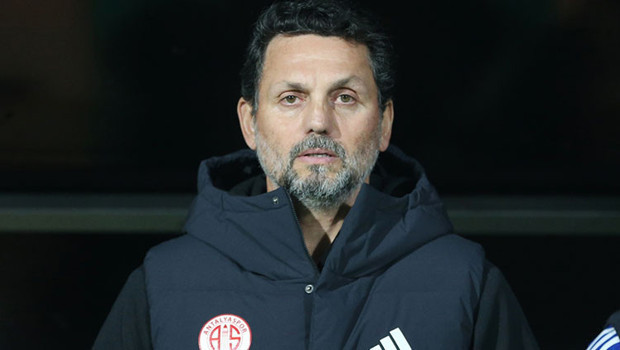 Изявление на Erol Bulut за мача с Galatasaray!