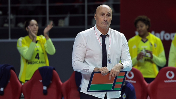 Решение на Marcello Abbondanza от Fenerbahce!