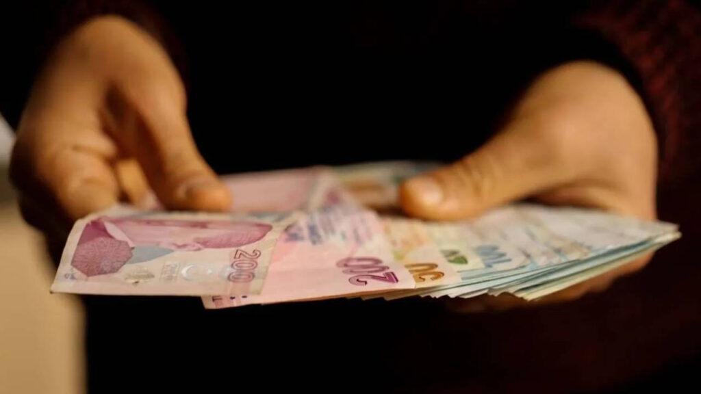 Asgari ücrette zam beklentisi yükseldi: Yeni asgari ücret ne kadar olacak? İşte zam senaryoları