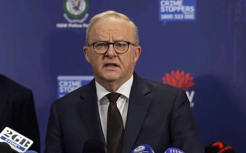 Австралийският министър-председател Албанес реагира остро на свързването на клането с Палестина от страна на Нетаняху