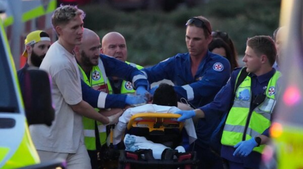 Атака срещу празнуването на Ханука в Австралия