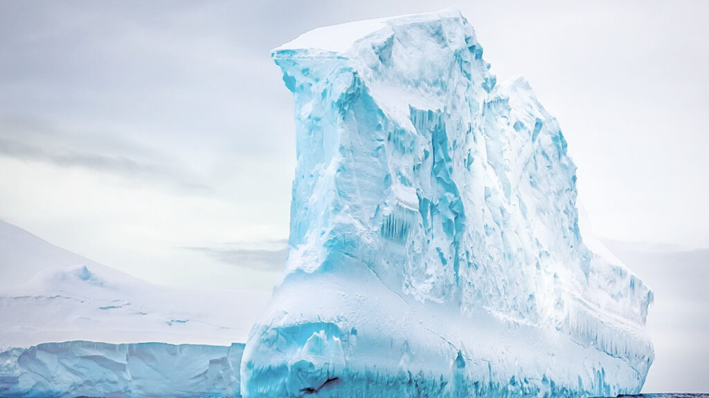 Щитът на Антарктида се пропуква: Ледникът „Денят на Страшния съд“ се размразява