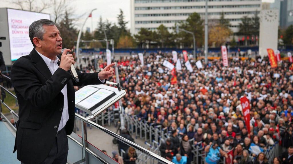 Обявен е новият адрес на митинга на CHP