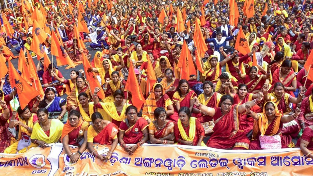 Dünya emek gündeminden