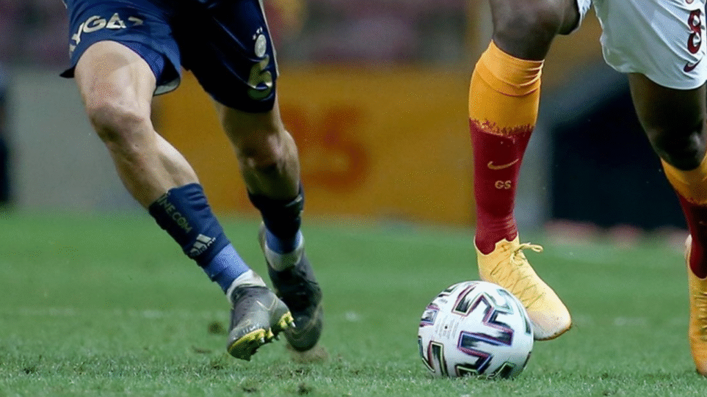 Fenerbahçe Galatasaray maçı ne zaman, saat kaçta, hangi kanalda? FB – GS muhtemel ilk 11