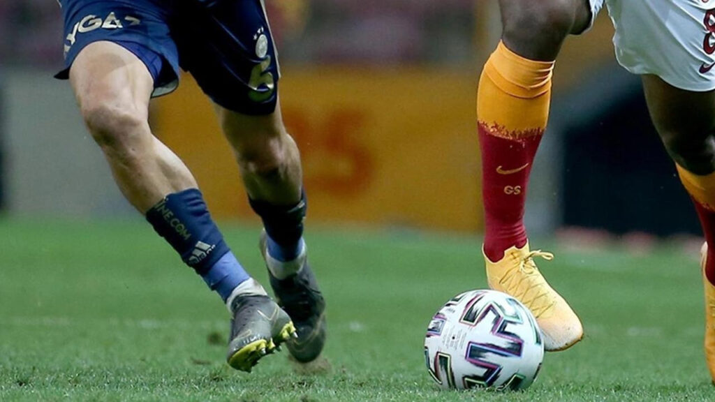 Fenerbahçe-Galatasaray derbisinde 11’ler belli oldu