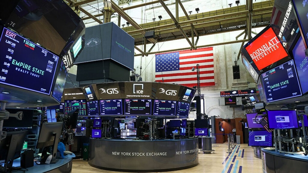 Нюйоркската фондова борса приключи деня със смесена тенденция