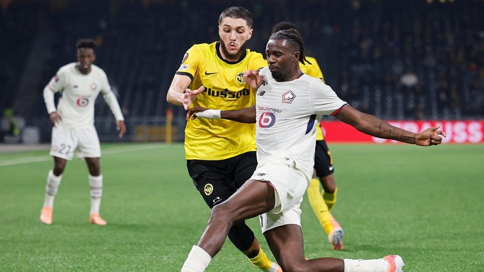 Близко проследяване на левия гръб! Beşiktaş гледаха на стадиона