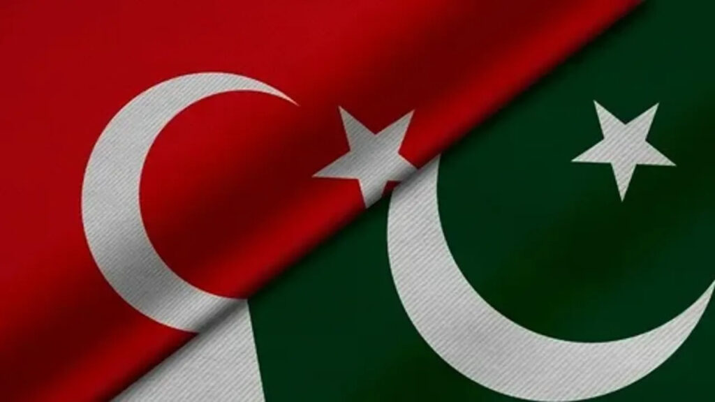 Türkiye ve Pakistan’dan savunmada işbirliği