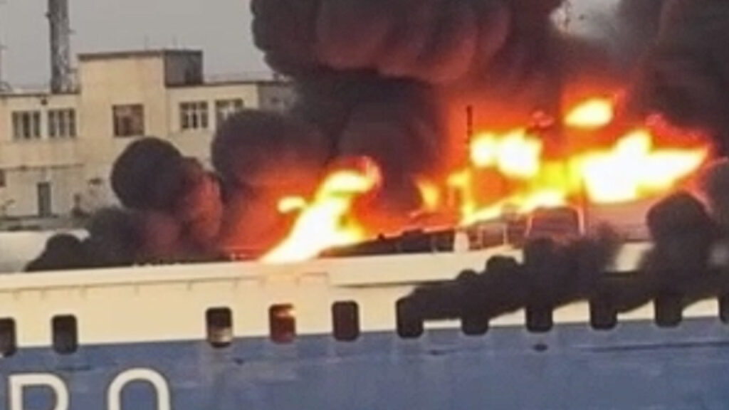 Съкрушителни новини: Русия удари турски товарен кораб, акостирал в пристанището на Одеса