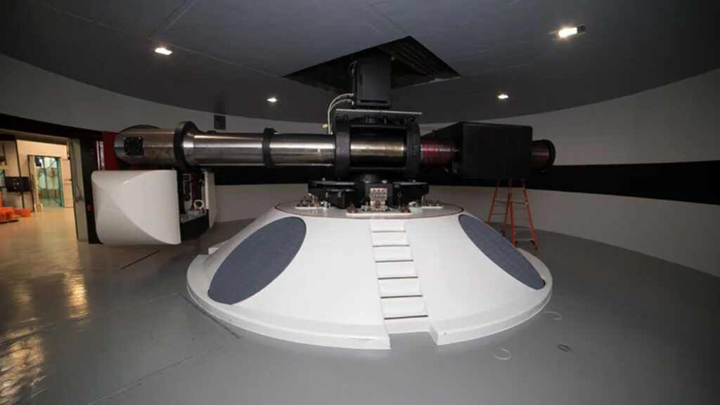 30-годишното управление на Съединените щати приключи: Новата гигантска машина на Китай „компресира“ времето и пространството