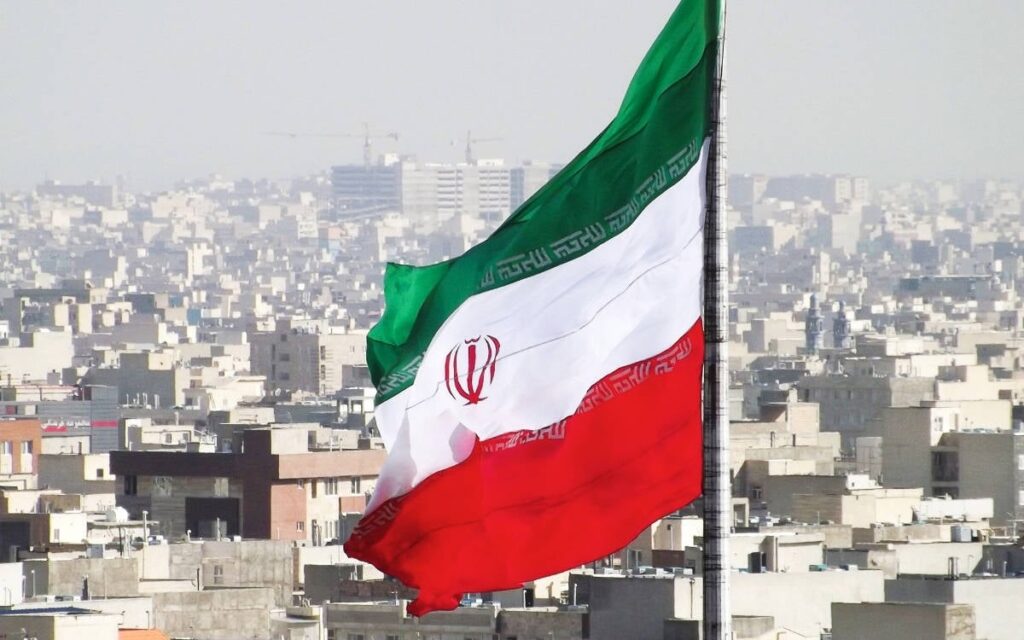 DEM Parti’den İran açıklaması: Rejimi, milyonların sesine kulak vermeye çağırıyoruz