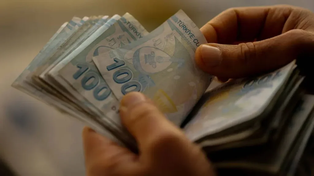 Emeklilerin zam farkının yatacağı tarih belli oldu