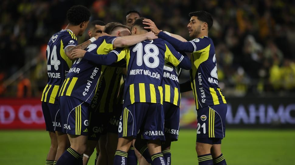 Fenerbahçe’den kusursuz gece! 4 branşta 4 zafer