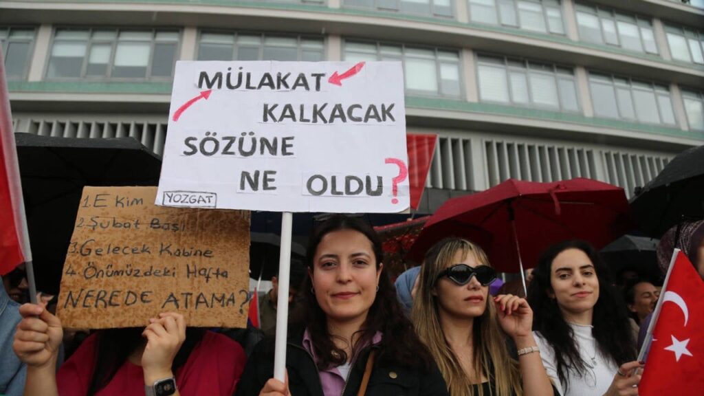 Учителите призовават за борба