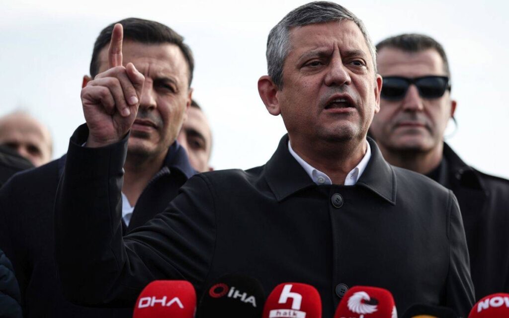 Ексклузивно: „Може ли диплома, получена преди 35 години, да бъде анулирана, защото Тайип Бей е съперник?“