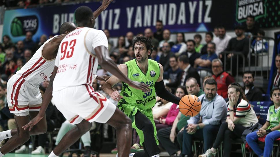 TOFAŞ, Cholet Basket karşısında avantajı aldı